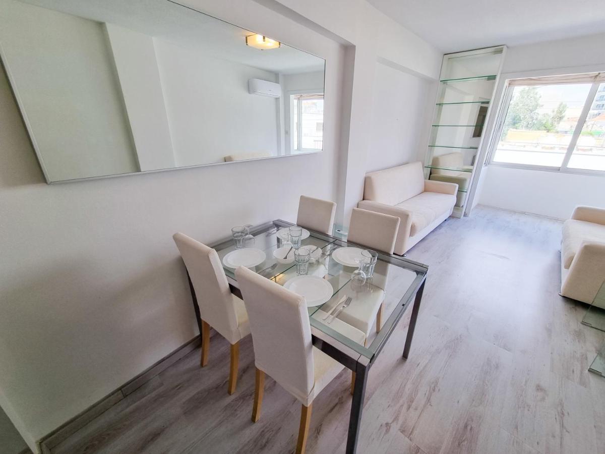 Cheer Up City Apartment, Near To The Finikoudes Beach Larnaca Exterior foto